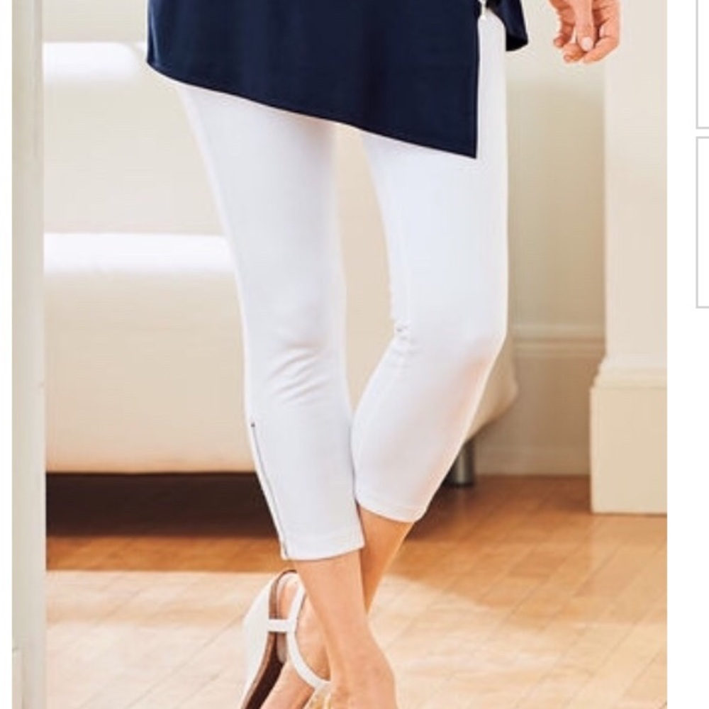 White Capri with side zipper detail petite XL